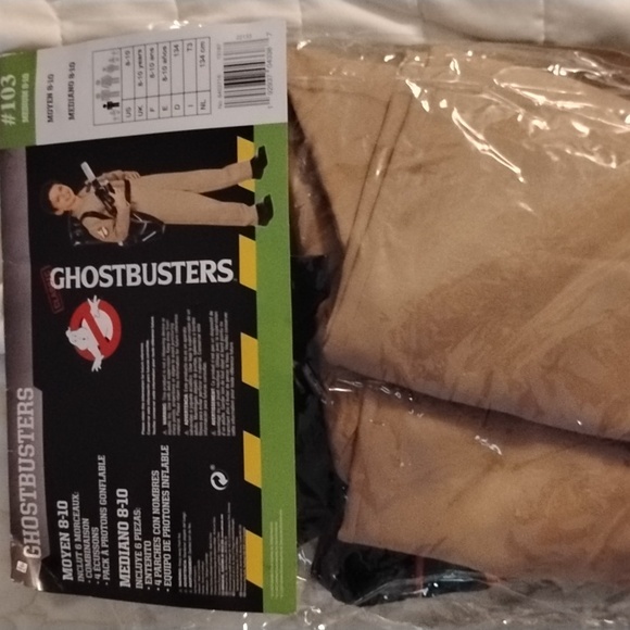 Reserved Costume - Picture 2 of 3